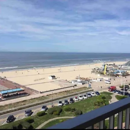 Residence Le Concorde Avec Sa Vu Mer Et Terre Le Touquet