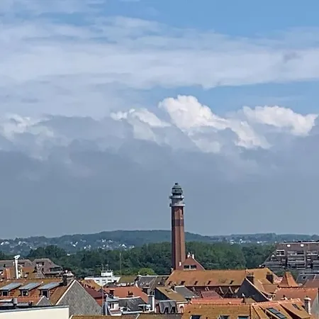 Residence Le Concorde Avec Sa Vu Mer Et Terre *