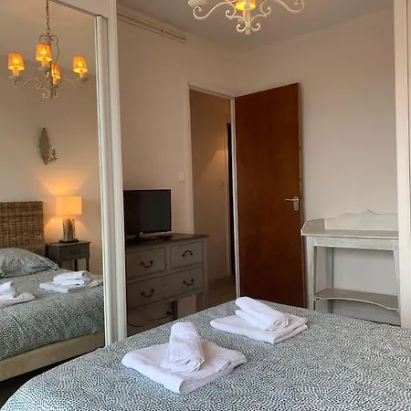 Residence Le Concorde Avec Sa Vu Mer Et Terre